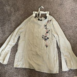 Long sleeve flower embroidered shirt